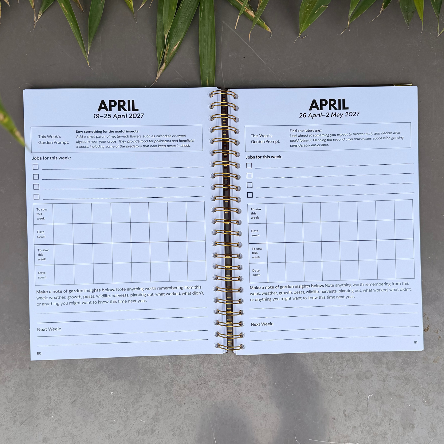 The 2027 UK Growing Planner (Hardback, Spiral-Bound)