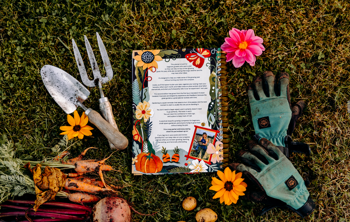 The 2027 UK Growing Planner (Hardback, Spiral-Bound)